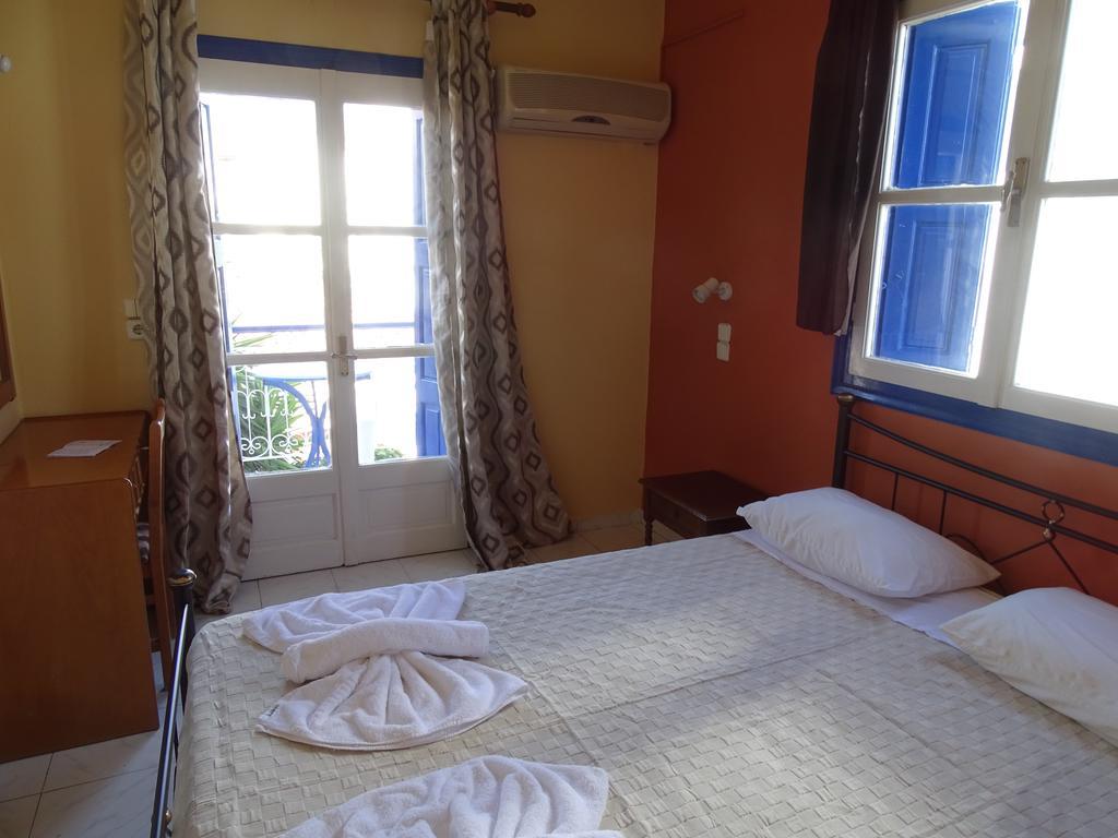 Hotel Mariona Питагорио Екстериор снимка
