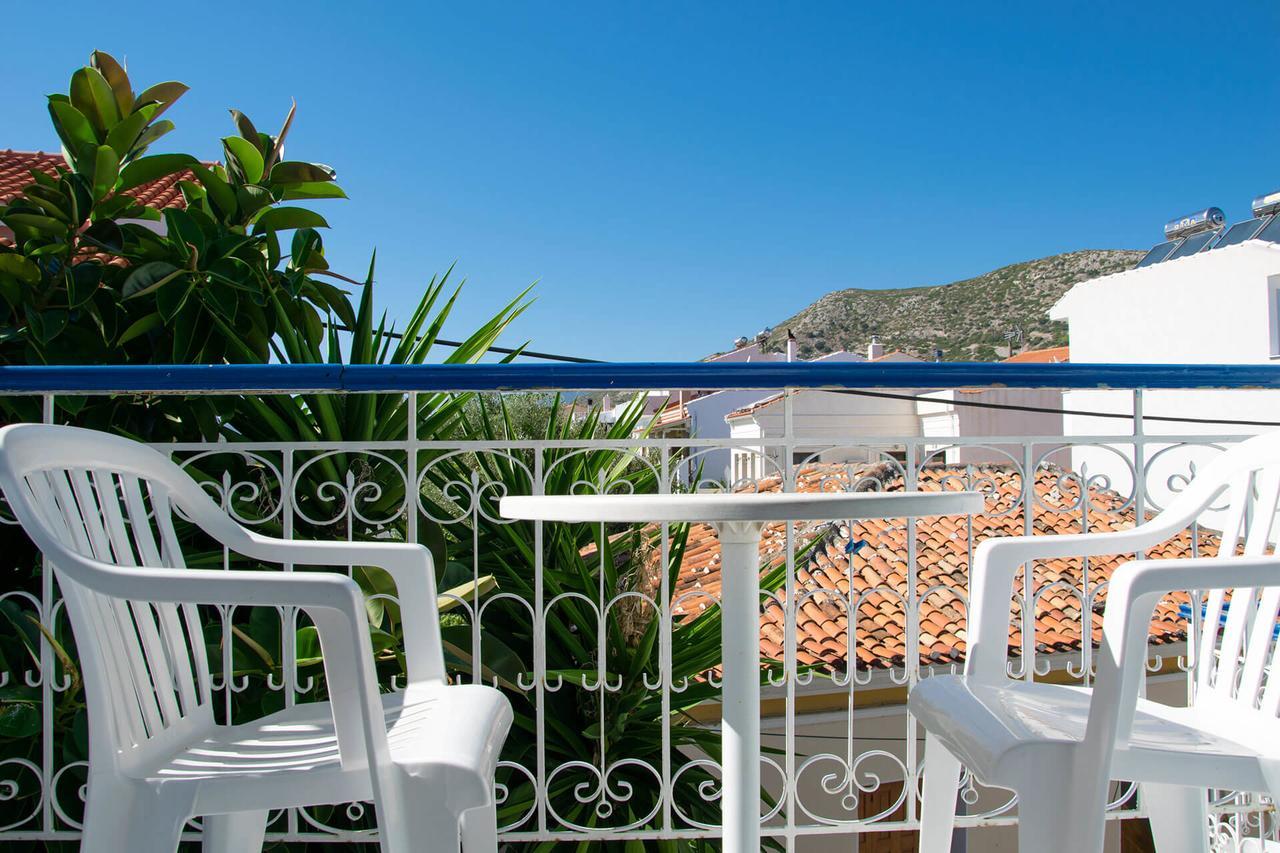 Hotel Mariona Питагорио Екстериор снимка
