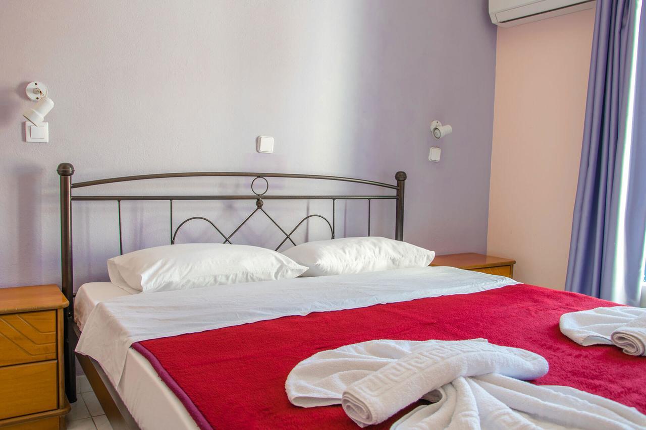 Hotel Mariona Питагорио Екстериор снимка