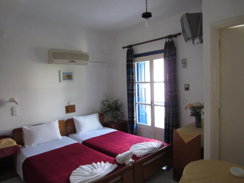 Hotel Mariona Питагорио Стая снимка