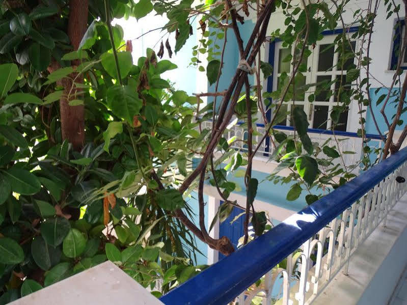 Hotel Mariona Питагорио Екстериор снимка