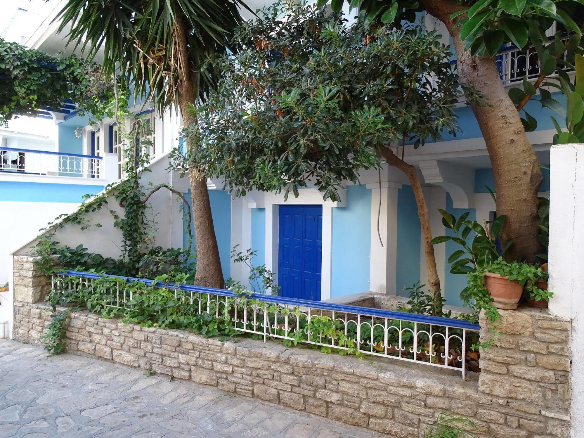 Hotel Mariona Питагорио Екстериор снимка